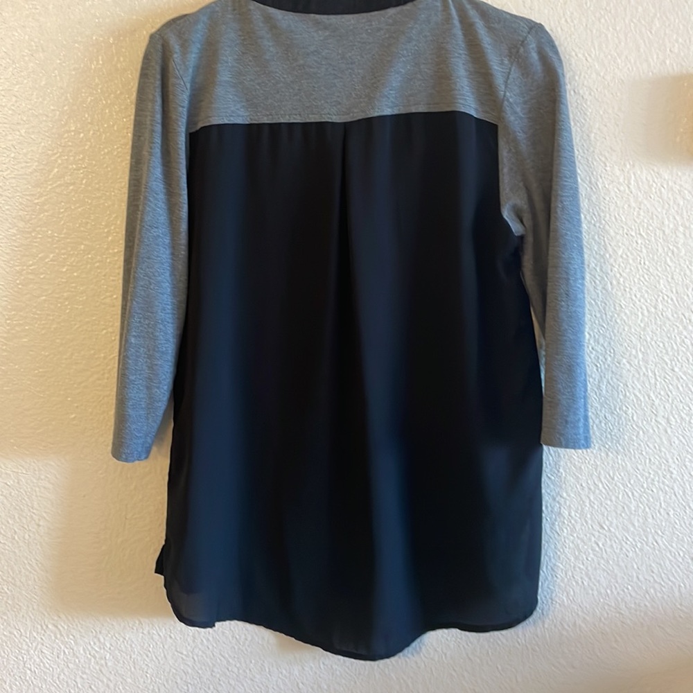 V-Neck Button Front Top - Picture 6 of 6